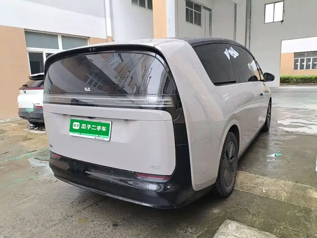 Li Auto Li MEGA — миниатюра 7