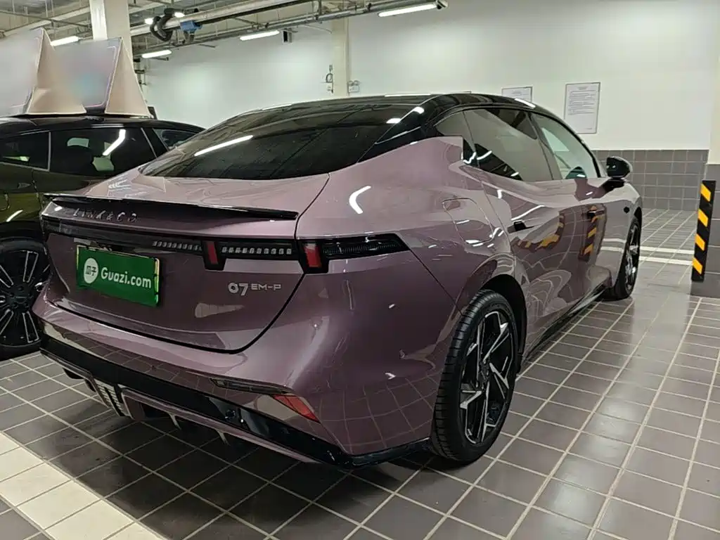 Lynk & Co 07 EM-P — миниатюра 7