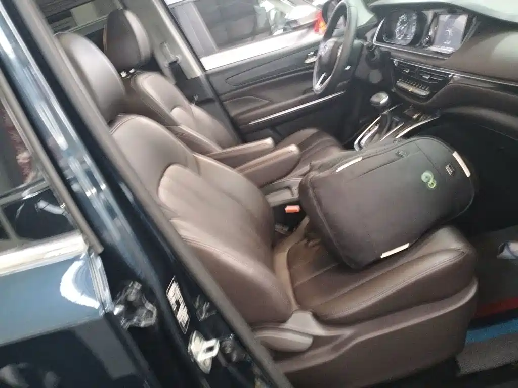 GAC Motor Trumpchi M6 — миниатюра 25