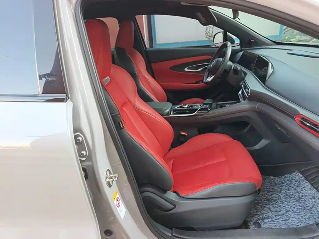 Changan UNI-T — миниатюра 25