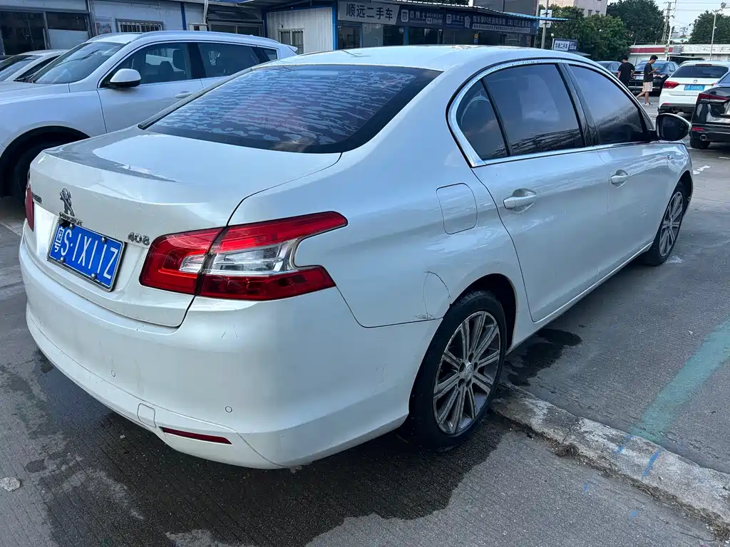 Peugeot 408 — миниатюра 4