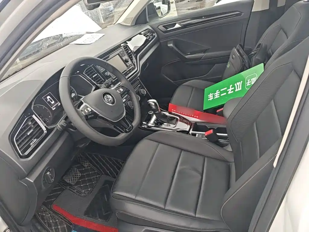 Volkswagen T-Roc — миниатюра 15