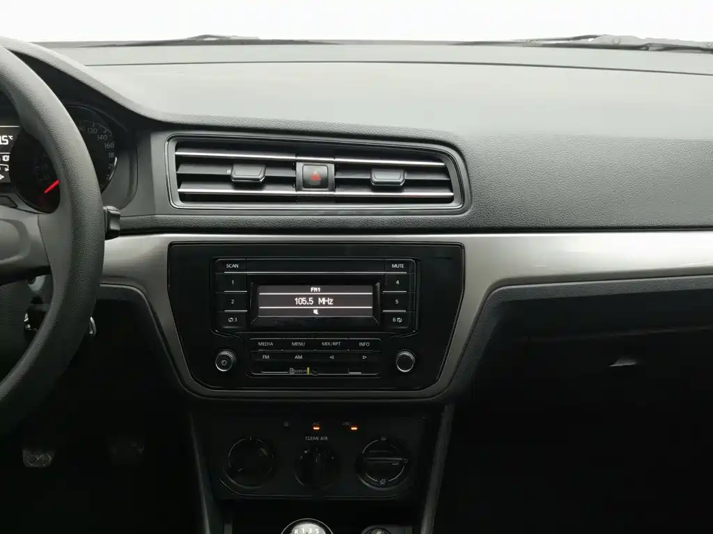 Volkswagen Lavida — миниатюра 12