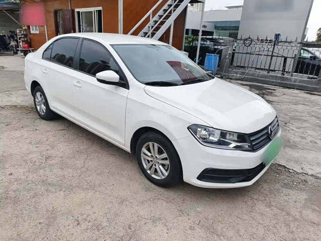 Volkswagen Santana — миниатюра 4