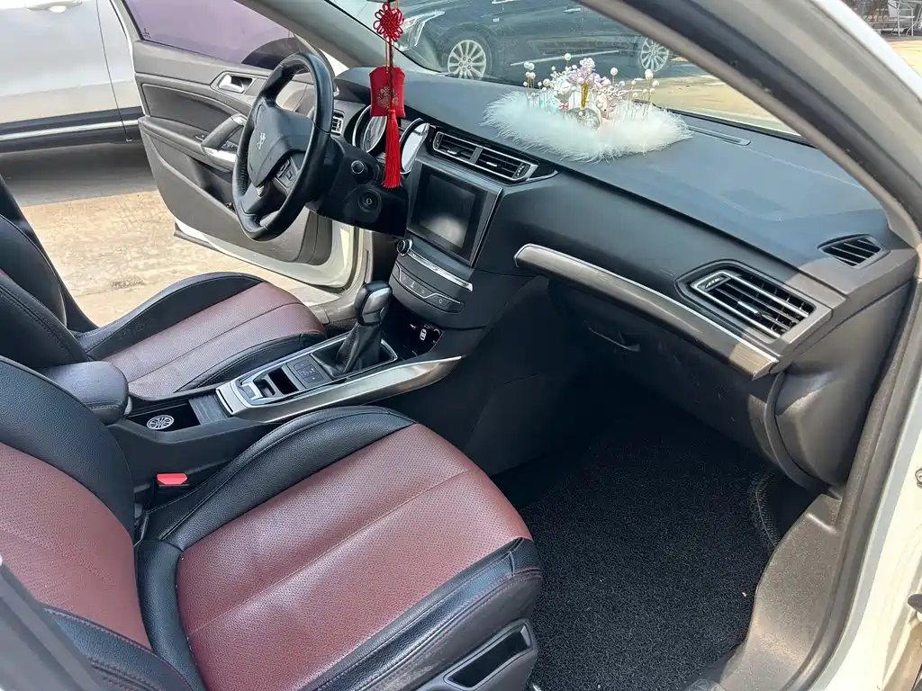Peugeot 408 — миниатюра 6