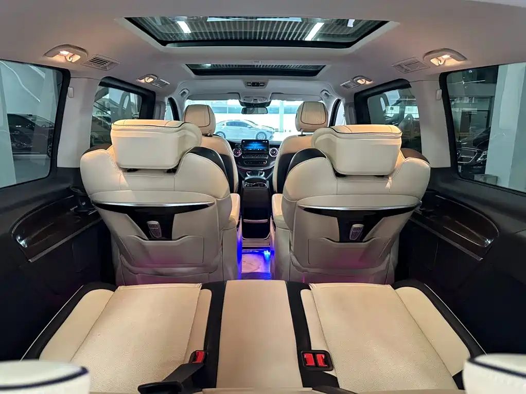 Mercedes-Benz V-Class — миниатюра 20