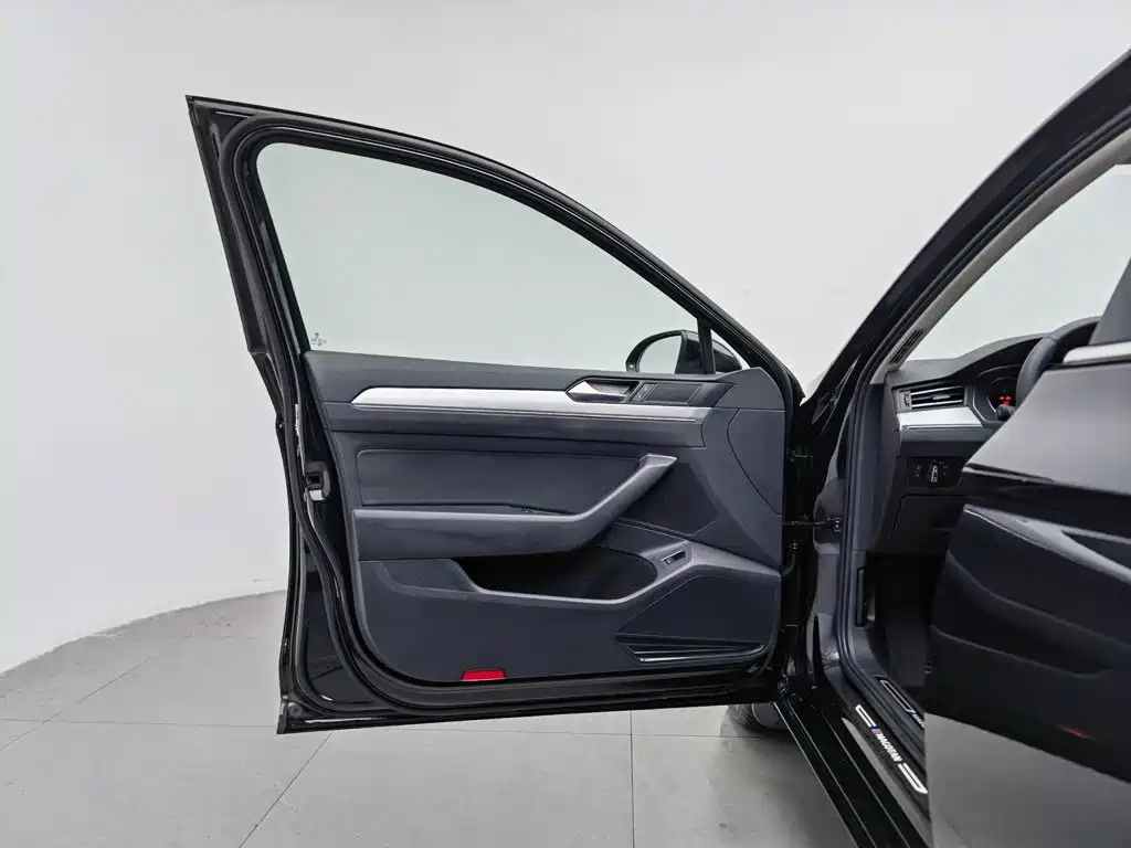 Volkswagen Magotan — миниатюра 8