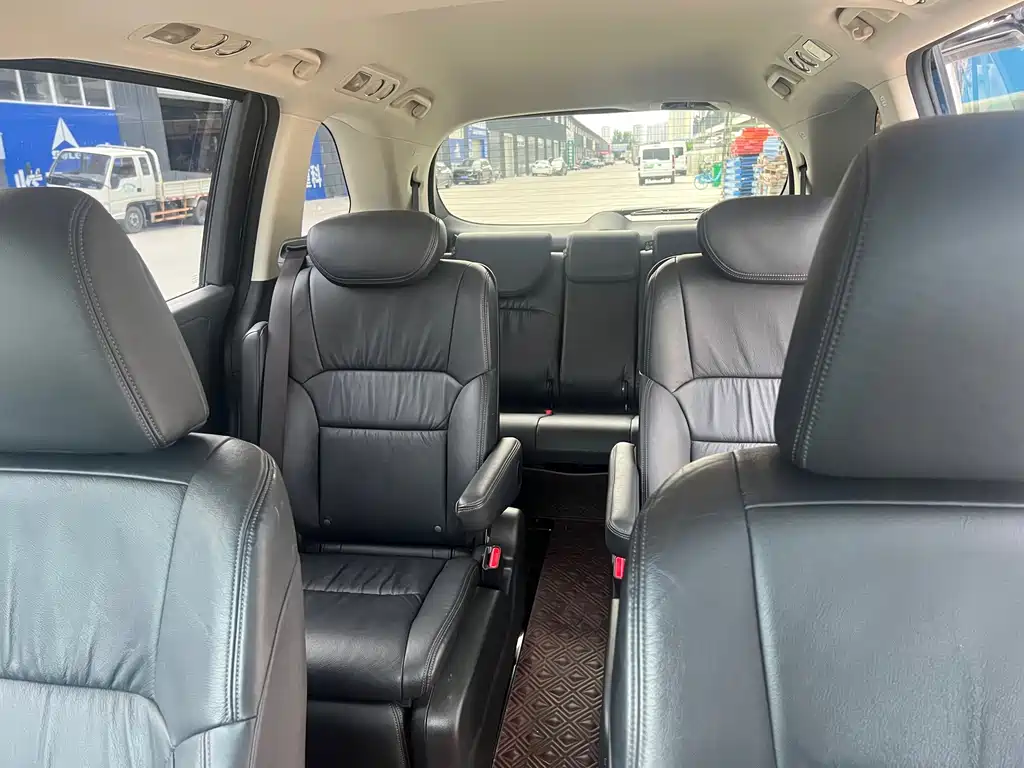 Honda Odyssey — миниатюра 7