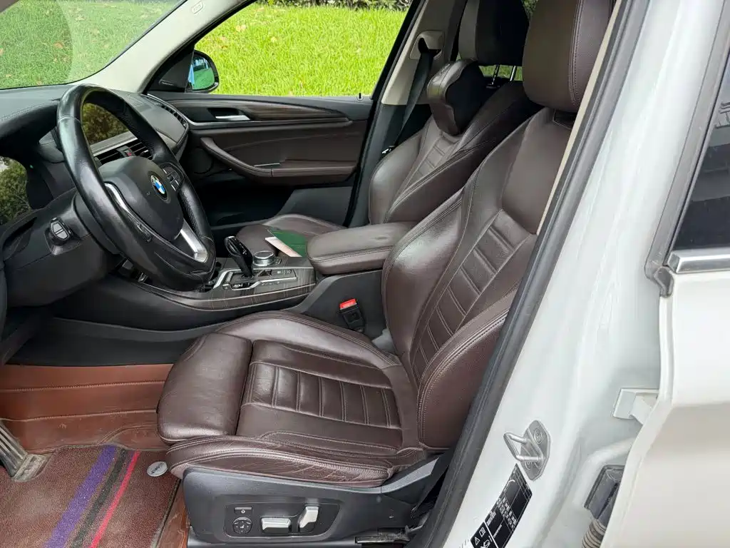 BMW X3 — миниатюра 8