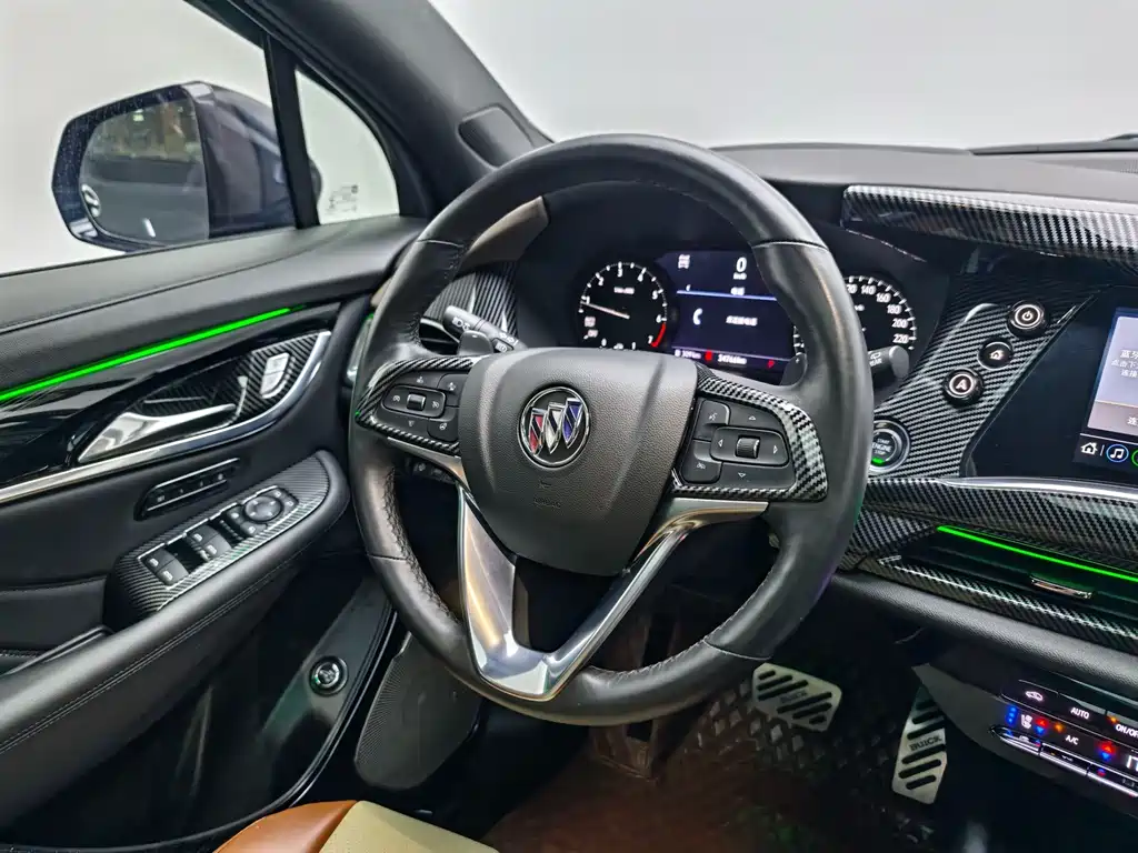 Buick Enclave — миниатюра 16