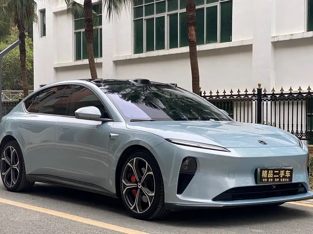 NIO NIO ET5