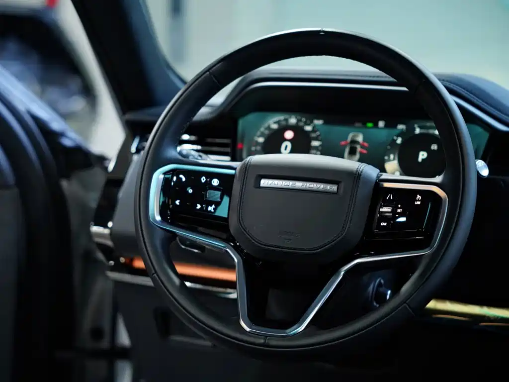 Land Rover Sport — миниатюра 40