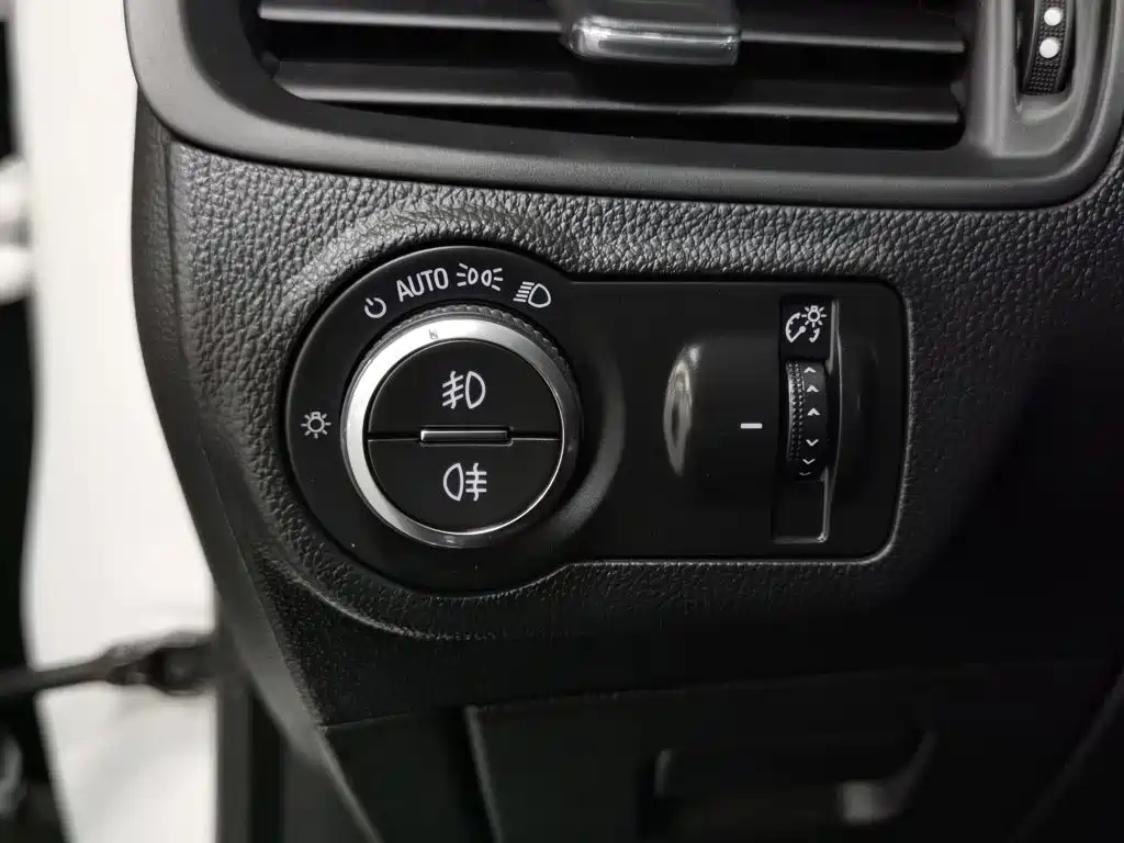 Buick Envision Plus — миниатюра 21