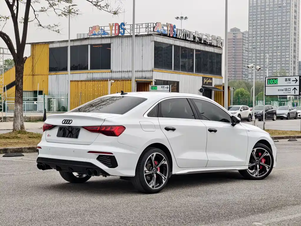 Audi A3 2024 A3L Limousine 35 TFSI Fashion Sport