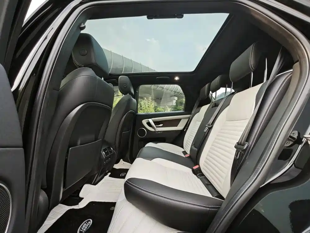 Land Rover Discovery Sport — миниатюра 10