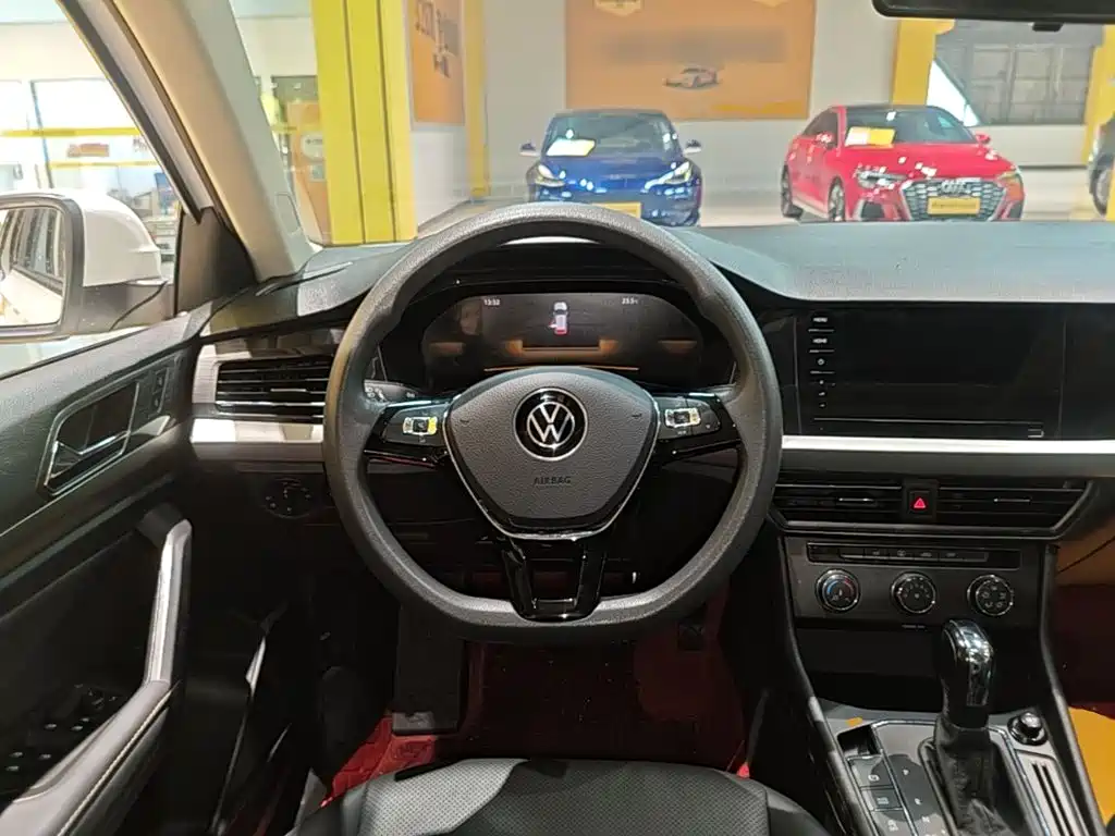 Volkswagen Lavida — миниатюра 11