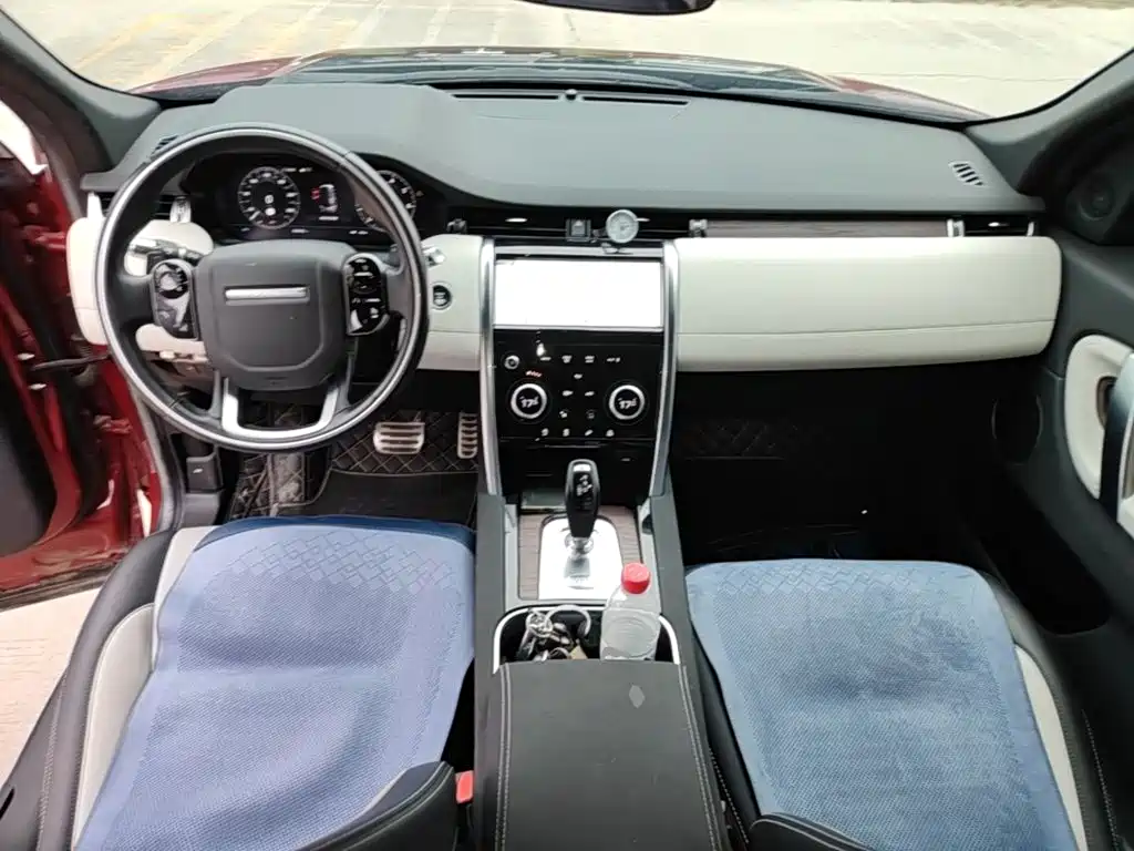 Land Rover Discovery Sport — миниатюра 10