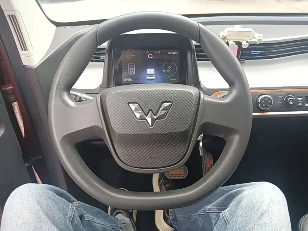 Wuling MINIEV — миниатюра 11