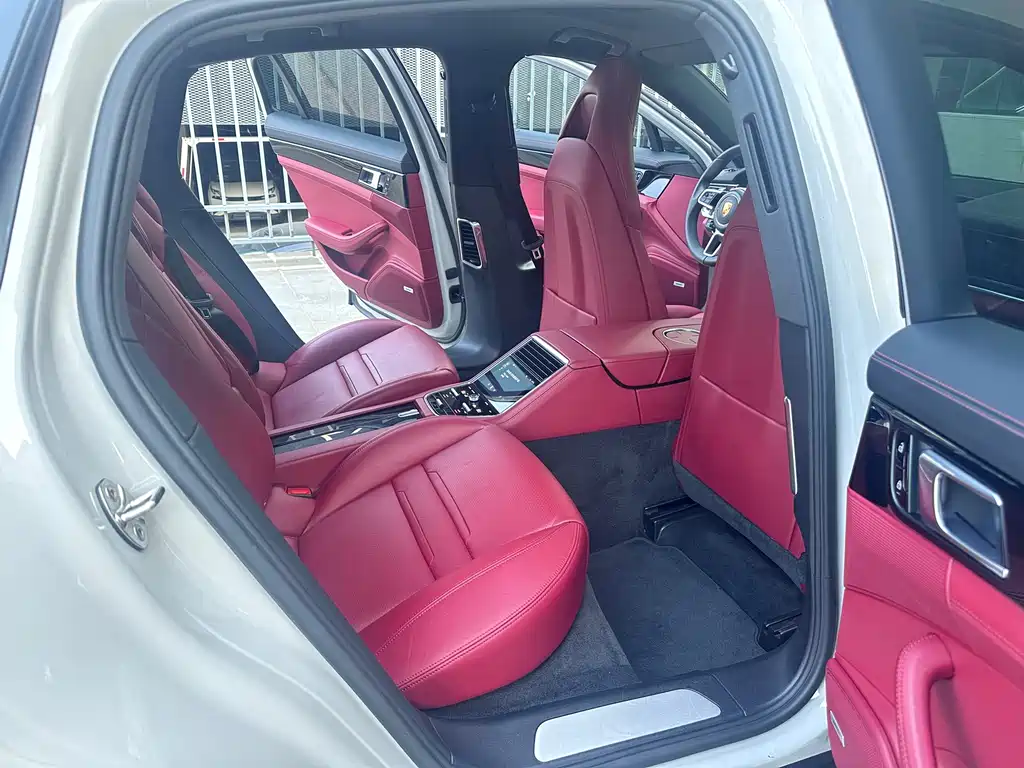 Porsche Panamera — миниатюра 12