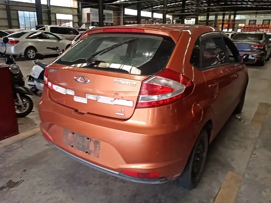 Chery Fengyun 2 — миниатюра 7