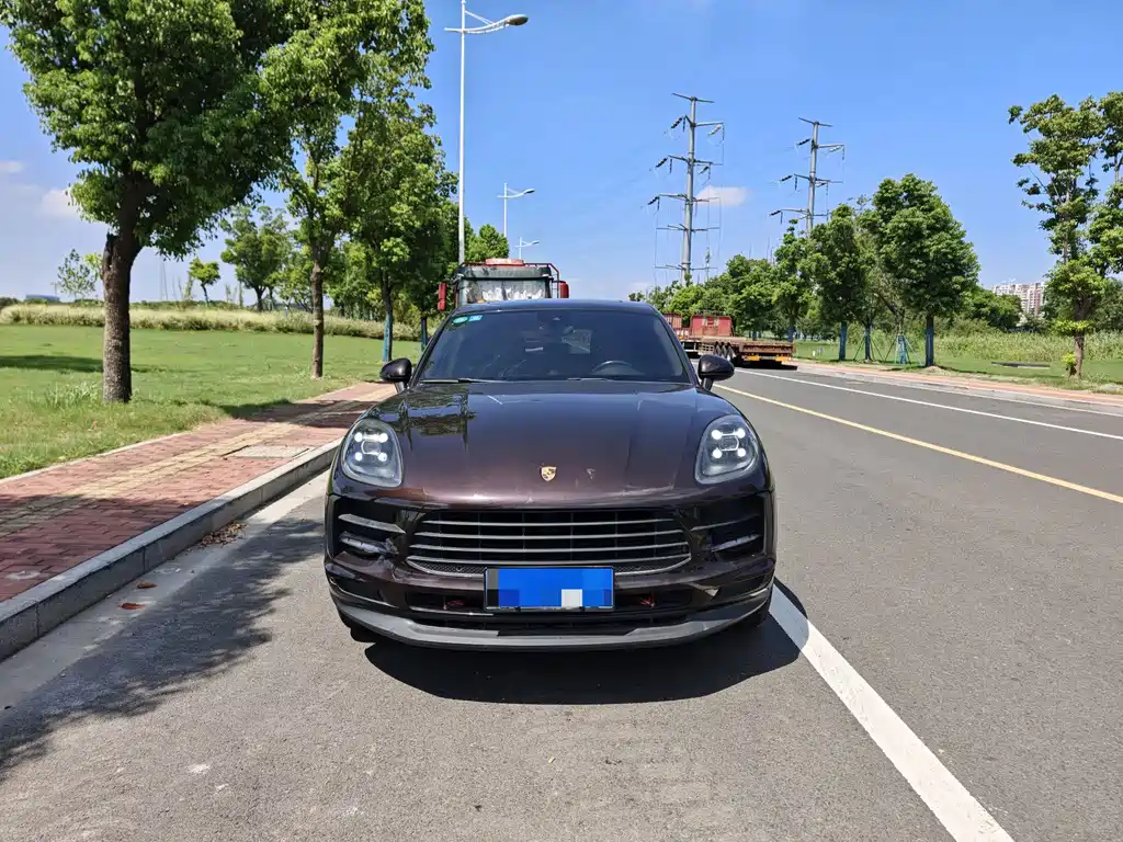 Porsche Macan — миниатюра 2