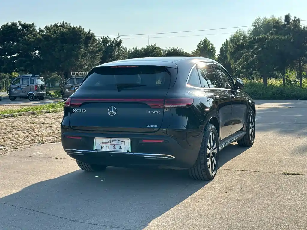 Mercedes-Benz EQC — миниатюра 6