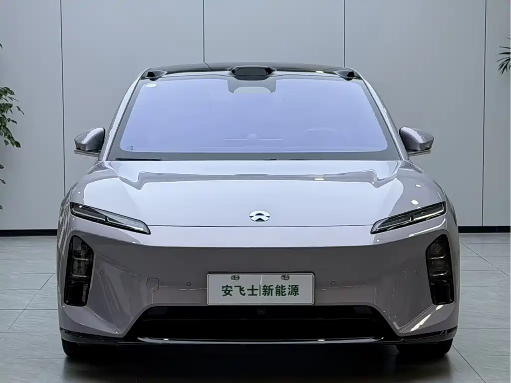 NIO ET5 — миниатюра 2