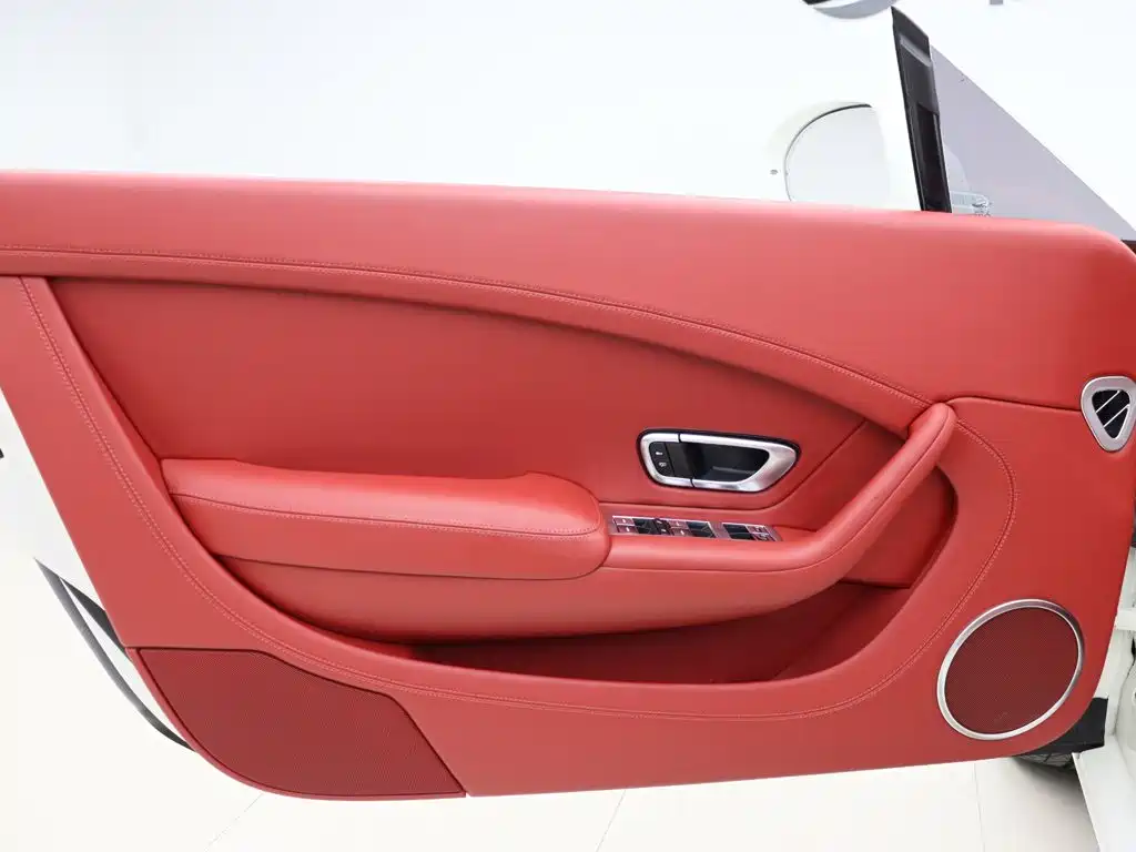 Bentley Continental — миниатюра 6