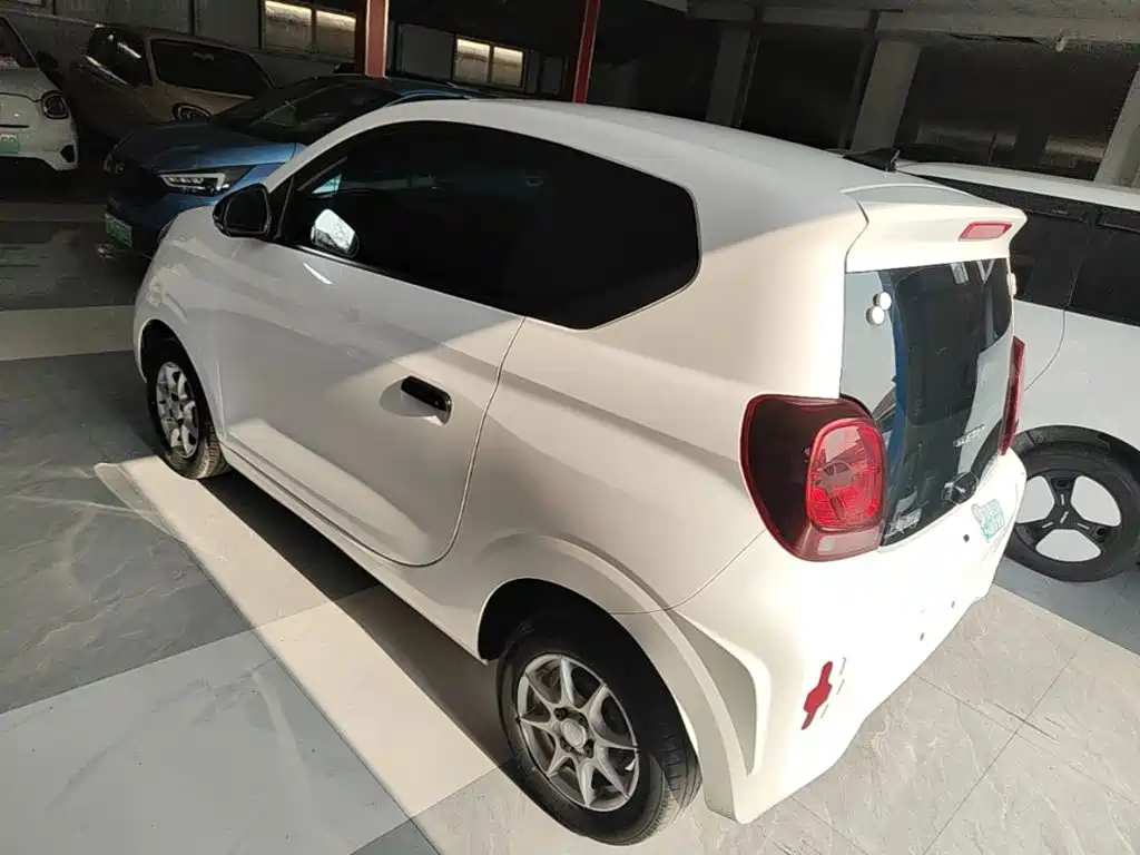 Roewe Clever — миниатюра 5