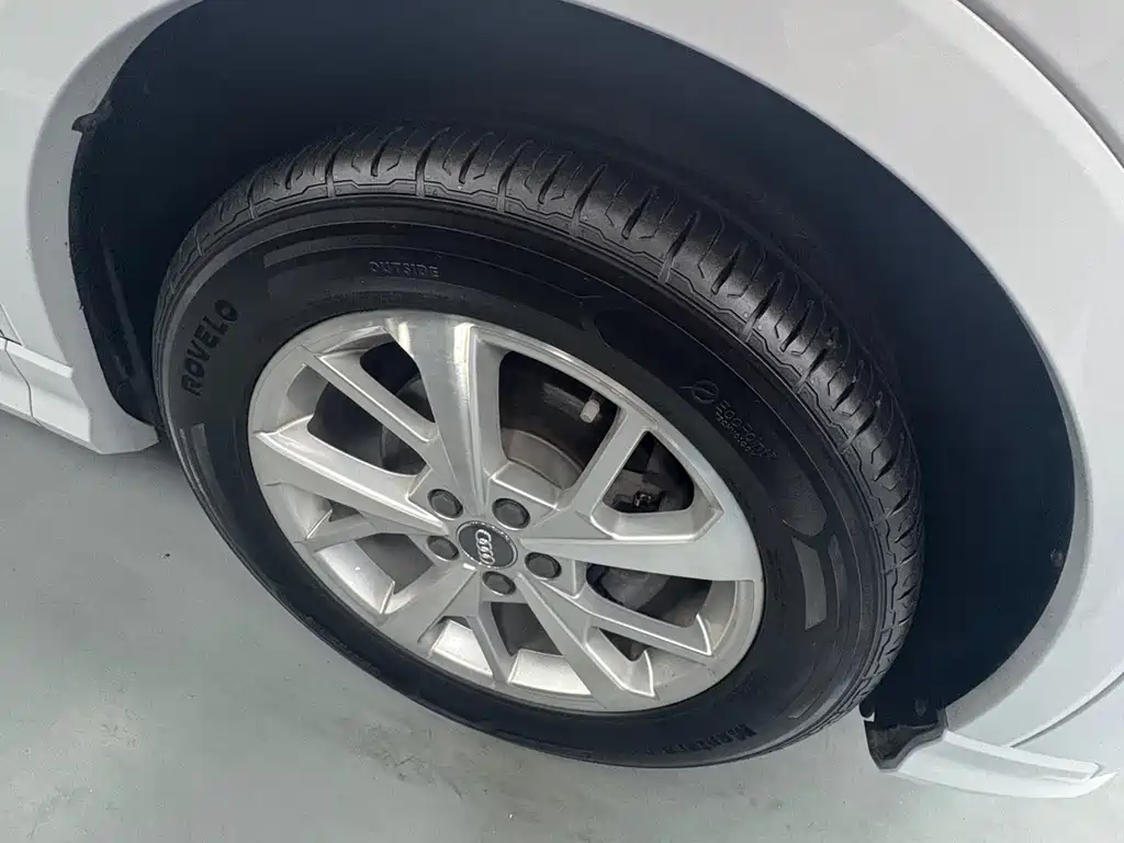 Audi Q3 — миниатюра 5