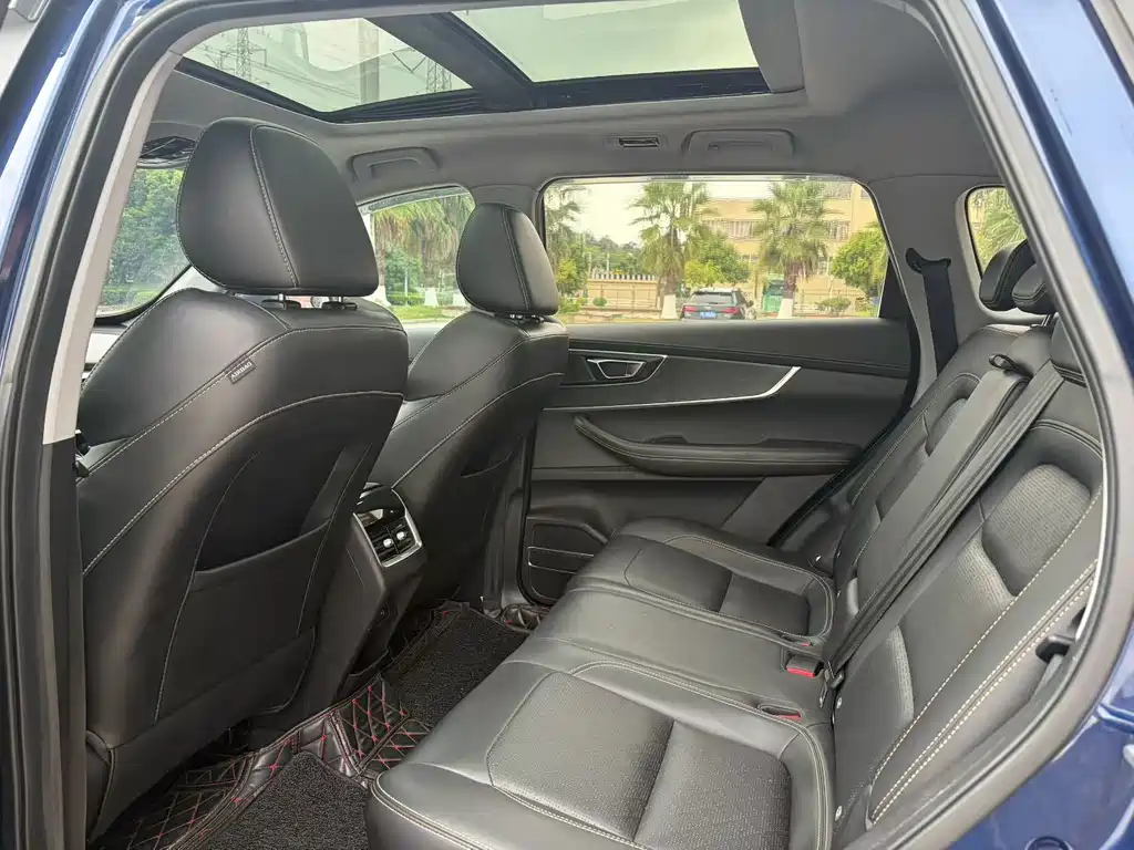Chery Tiggo 8 — миниатюра 7