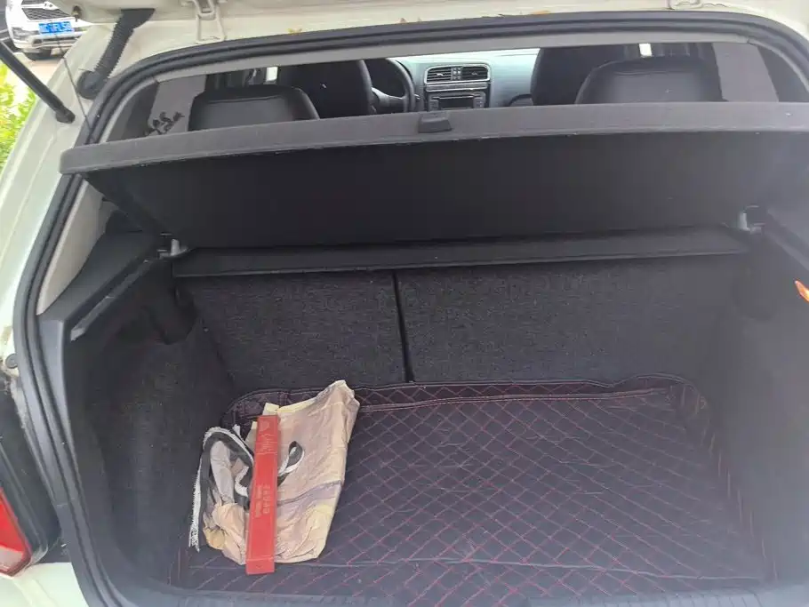 Volkswagen Polo — миниатюра 4