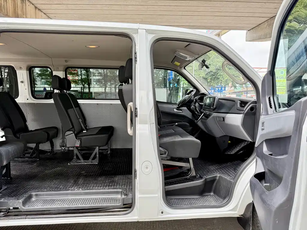 MAXUS V80 — миниатюра 11