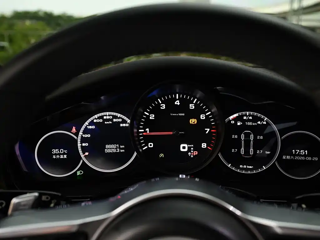 Porsche Panamera — миниатюра 10