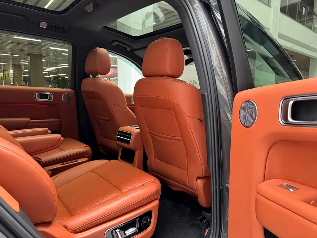 Li Auto Li L8 — миниатюра 17