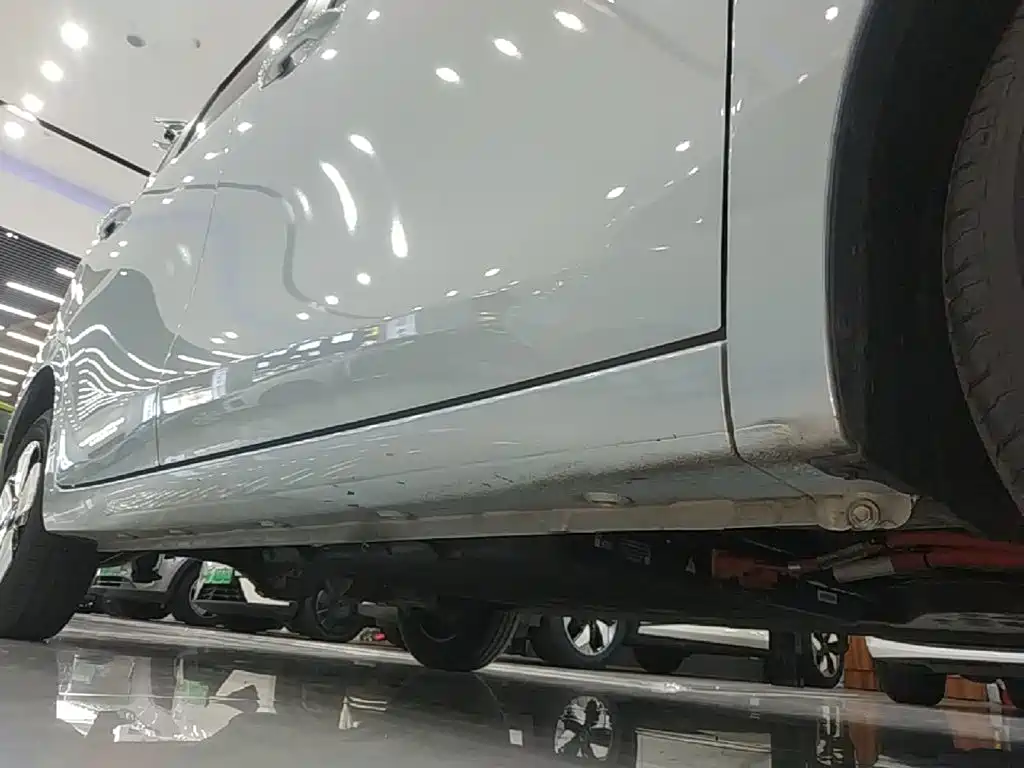 Wuling MINIEV — миниатюра 21