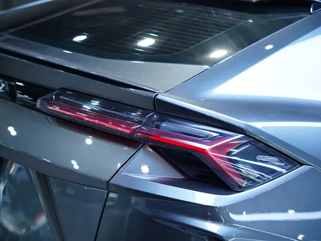 Lamborghini Urus — миниатюра 15