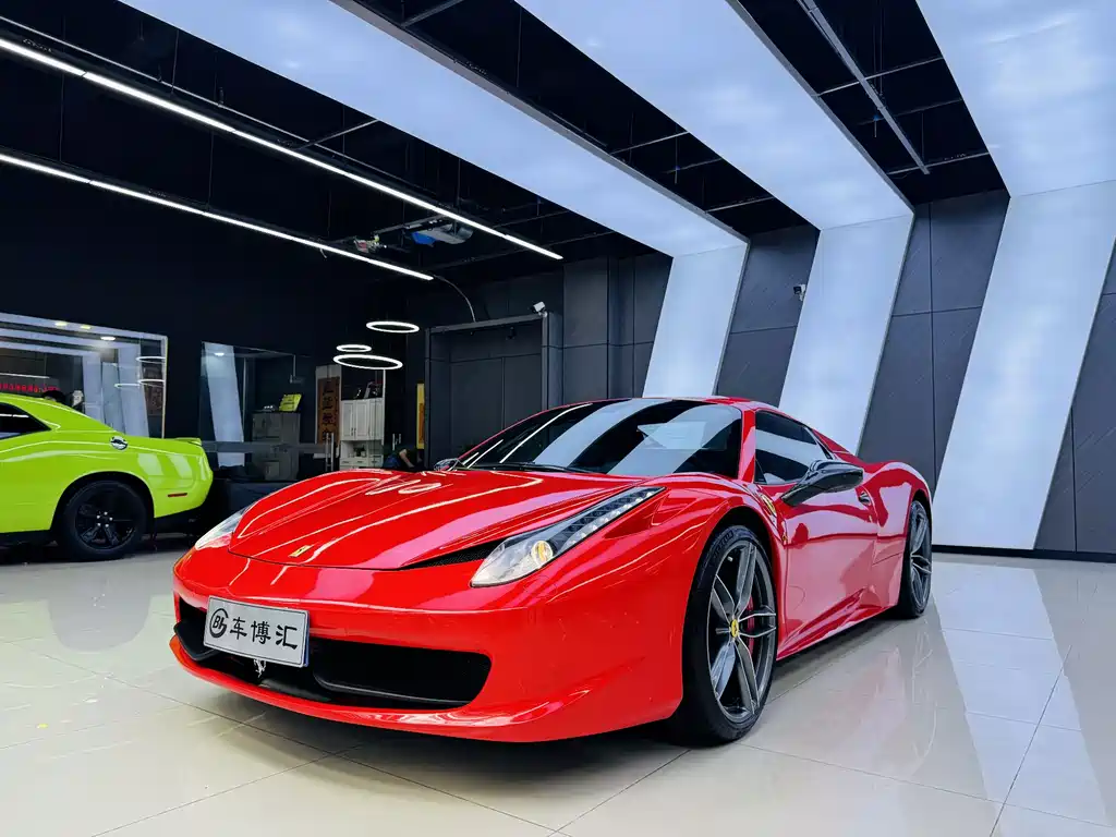 Ferrari 458 2013