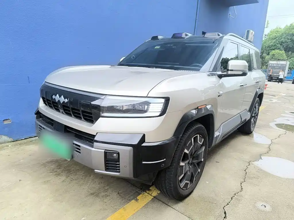 Fangchengbao Leopard 8 8 2025 Flagship 7 мест