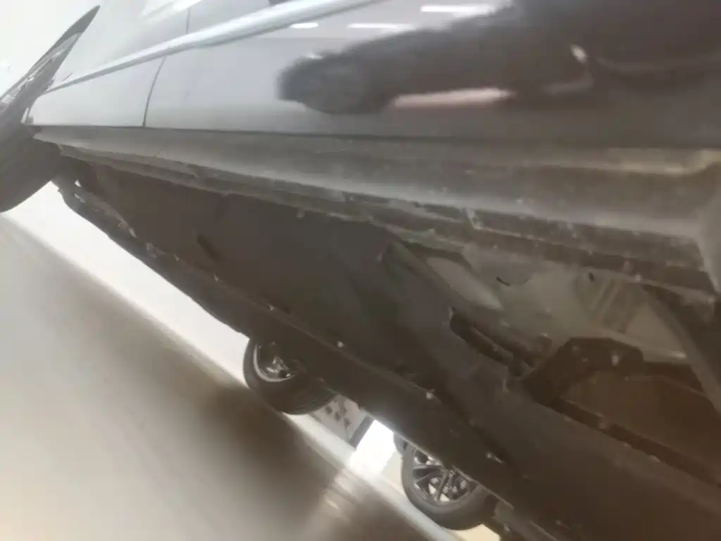 Hongqi Hongqi HS3 PHEV — миниатюра 22