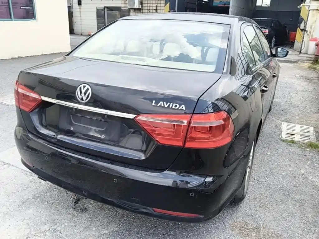 Volkswagen Lavida — миниатюра 7