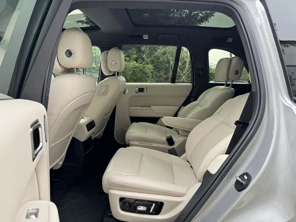Li Auto Li L8 — миниатюра 7