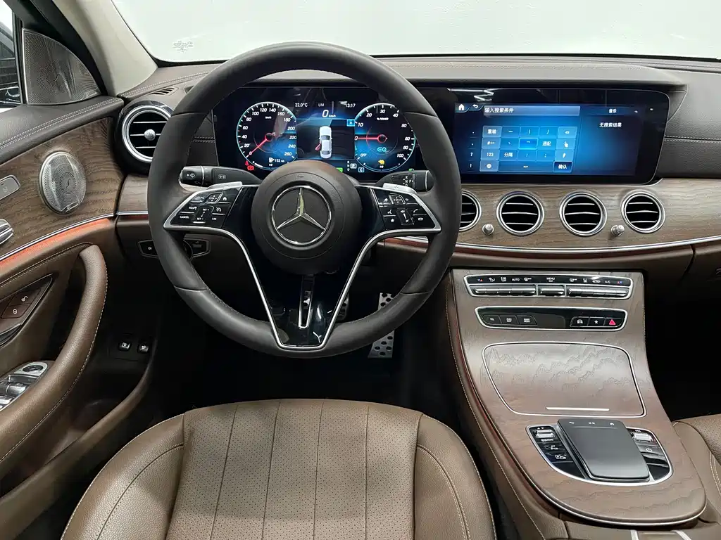 Mercedes-Benz E-Class New Energy — миниатюра 8