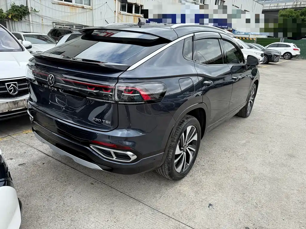 Volkswagen X — миниатюра 2