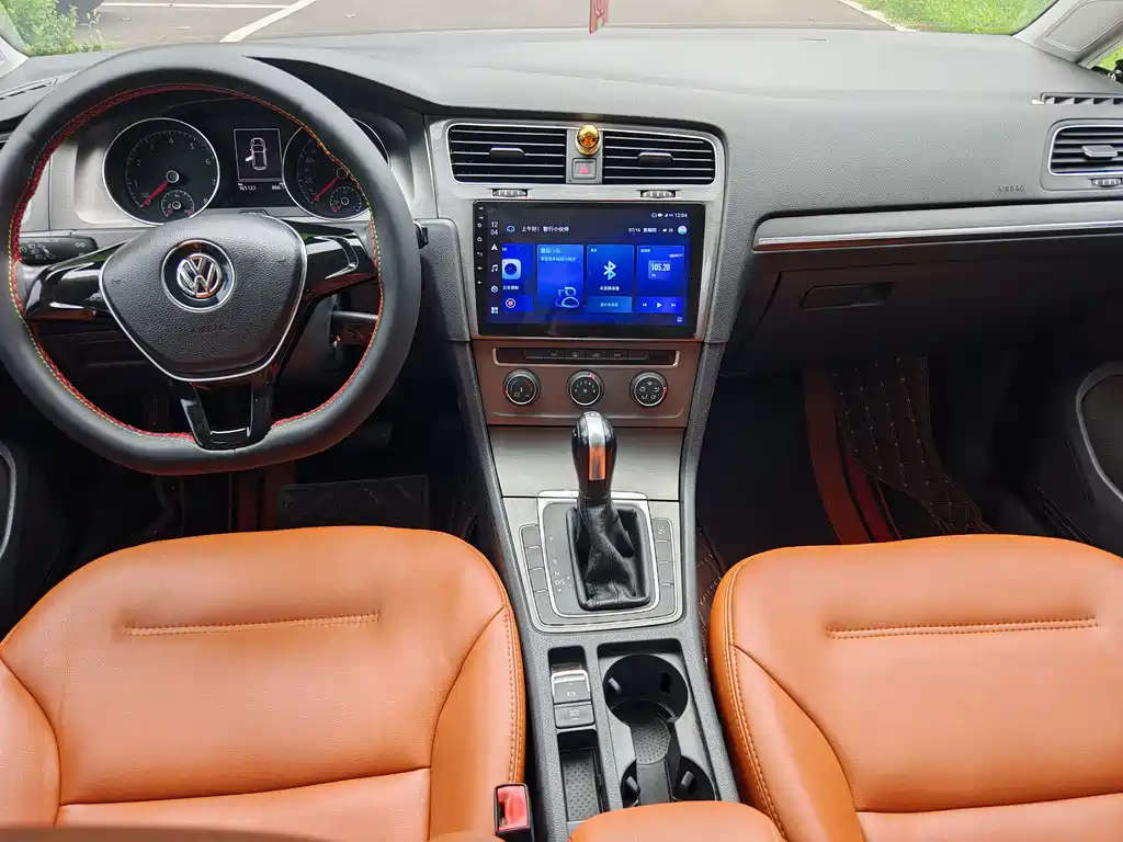 Volkswagen Golf — миниатюра 4