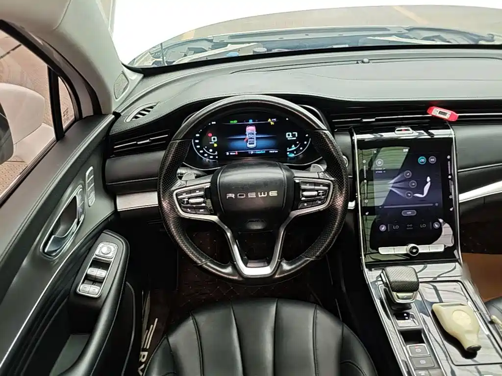 Roewe RX5 MAX — миниатюра 11