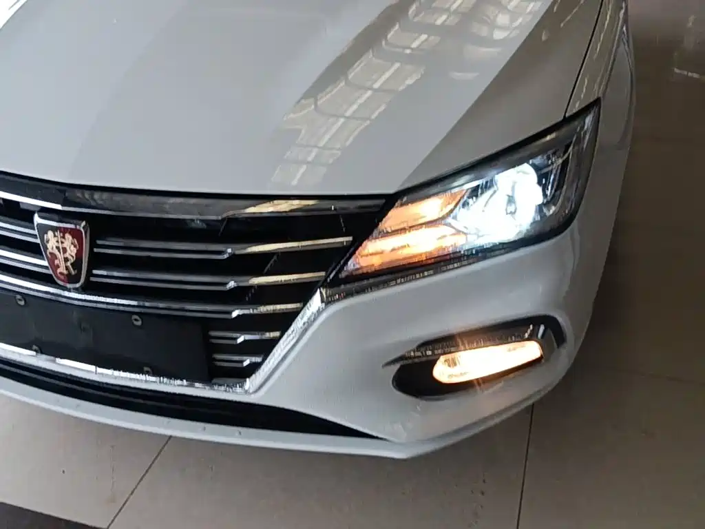 Roewe i5 — миниатюра 24