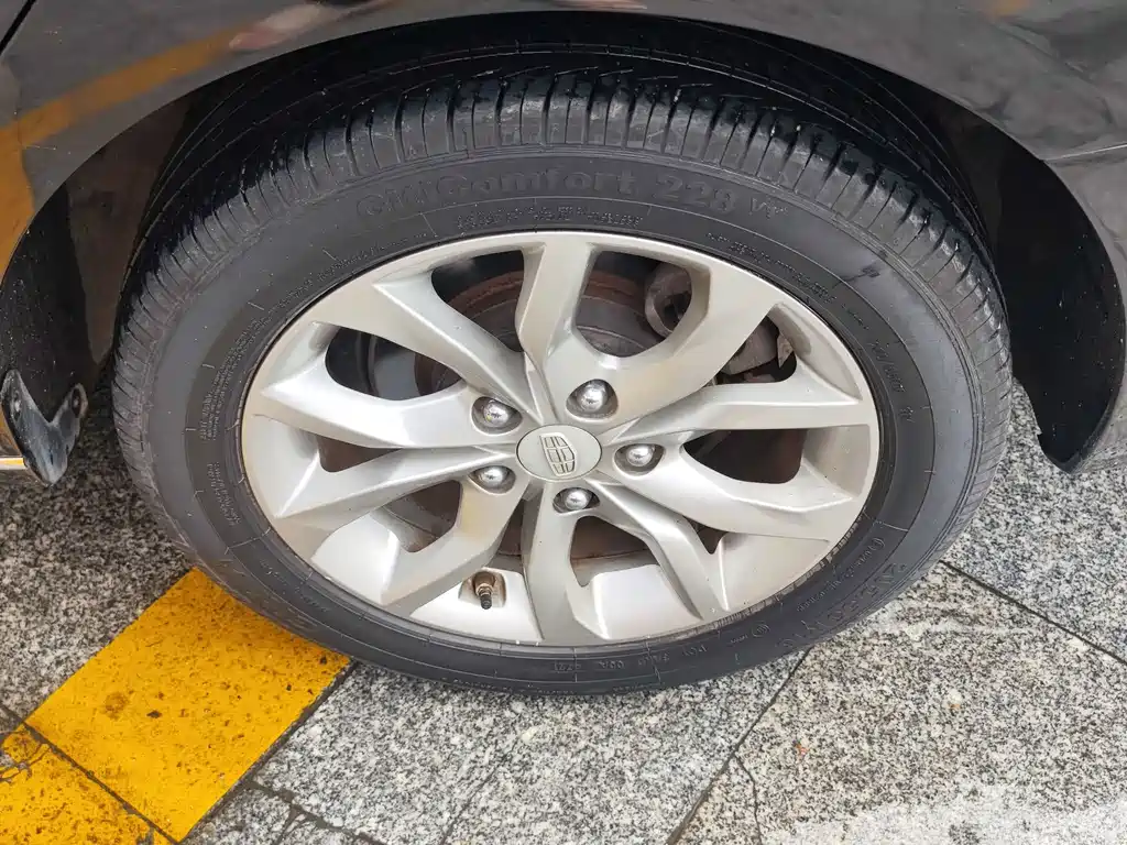 Geely Emgrand GL — миниатюра 17