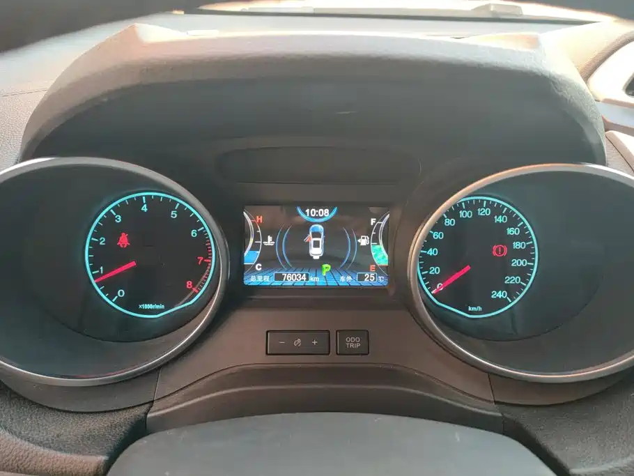 BYD Yuan — миниатюра 14