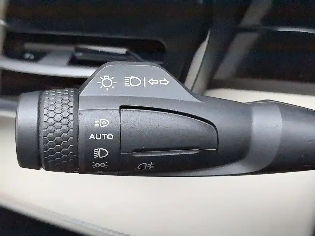 Geely Xingyue L — миниатюра 21